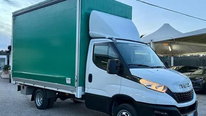 Usata Iveco Daily 136 CV (100 kW) 2021
