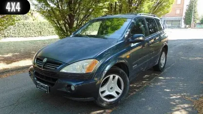 Usata SsangYong Kyron 141 CV (103 kW) 2006 Bluazzurro SUV