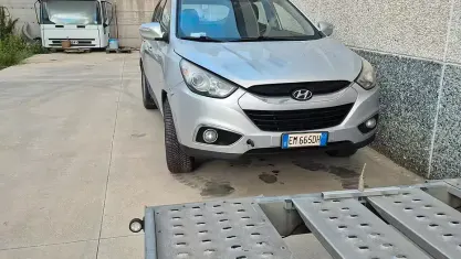 Usata Hyundai ix35 Classic 136 CV (100 kW) 2012 Nero SUV