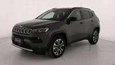 Grigio scuro met. Usata 2023 Jeep Compass Limited SUV | 26.900 € (Buon prezzo)