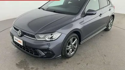 Usata VW Polo R-line 95 CV (69 kW) 2023 Grigio Utilitaria