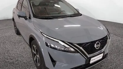 Grigio Usata 2022 Nissan Qashqai N-Connecta SUV | 22.800 € (Buon prezzo)