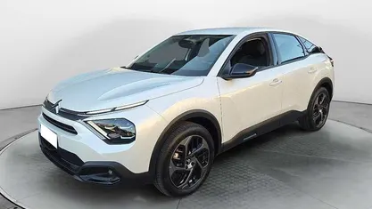 Usata 2024 Citroën C4 PureTech Tre volumi | 19.900 € (Buon prezzo)