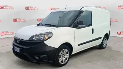 Usado Fiat Doblò Lounge 95 CV (69 kW) 2020 Monovolumen