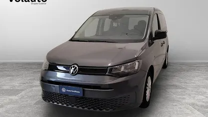 Usata VW Caddy 102 CV (75 kW) 2022 Grigio Monovolume