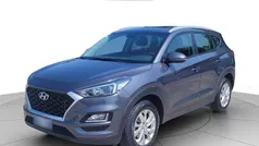 Grigio antracite Usata 2020 Hyundai Tucson Comfort SUV | 17.600 € (Ottimo prezzo)