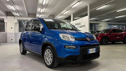Usata Fiat Panda Icon 70 CV (51 kW) 2025 Blu Utilitaria
