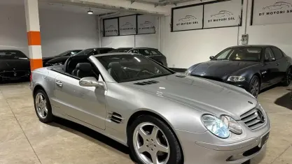 Usata Mercedes SL350 245 CV (180 kW) 2003 Argento Cabrio