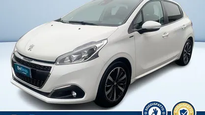 Bianco pastello Usata 2019 Peugeot 208 Signature Sky Due volumi | 10.200 € (Buon prezzo)
