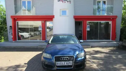 Usata Audi A3 Ambiente 102 CV (75 kW) 2006 Bluazzurro Utilitaria