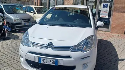 Begagnad Citroën C3 PureTech 82 HK (60 kW) 2016 Vit Sedan