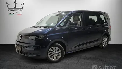 Usata VW Multivan Life 150 CV (110 kW) 2022 Blu Furgone