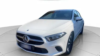 Usata Mercedes A250 Business 160 CV (117 kW) 2020 Bianco Berlina