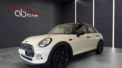 Bianco Usata 2015 Mini Cooper D Hype Due volumi | 10.999 € (Ottimo prezzo)