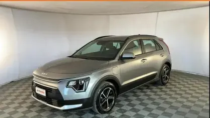 Usata Kia Niro 171 CV (125 kW) 2024 Argento SUV