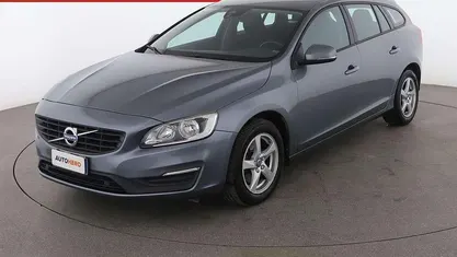 Usata Volvo V60 Kinetic 150 CV (110 kW) 2018 Station wagon