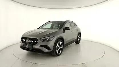 Nuova Mercedes GLA180 Progressive 136 CV (100 kW) 2026 Nero notte SUV