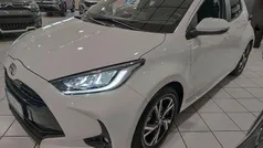 Bianco Usata 2025 Toyota Yaris Hybrid Trend Due volumi | 21.400 € (Buon prezzo)