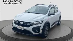 Usata 2023 Dacia Sandero Comfort Due volumi | 14.490 € (Buon prezzo)
