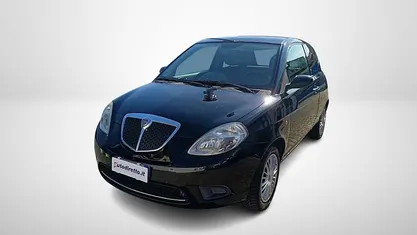 Usata Lancia Ypsilon 60 CV (44 kW) 2009 Nero Utilitaria