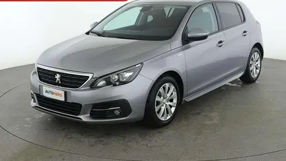 Grigio Usata 2019 Peugeot 308 Style Tre volumi | 12.399 € (Buon prezzo)