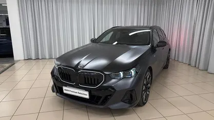 Usata BMW 520 M Sport 2024 Frozen deep grey ii metallizzato Station wagon