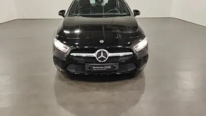 Gebraucht Mercedes A180 Business 116 PS (85 kW) 2016 Grau Limousine