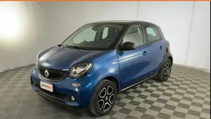 Usata Smart ForFour Passion 90 CV (66 kW) 2019 Blu Utilitaria