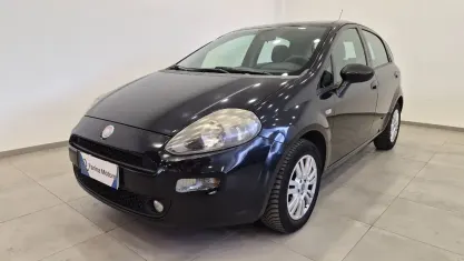 Usata Fiat Punto Lounge 75 CV (55 kW) 2014 Nero Utilitaria