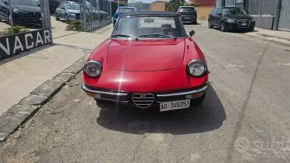 Usata Alfa Romeo Spider Veloce 131 CV (96 kW) 1970 Rosso Cabrio