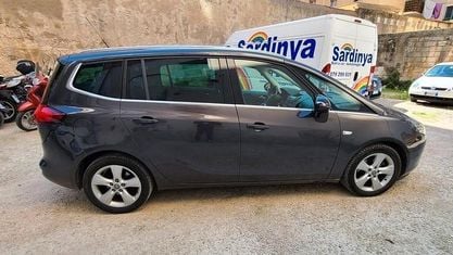 Usata Opel Zafira Tourer 110 CV (80 kW) 2014 Grigio Monovolume