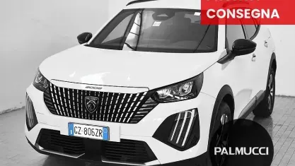 Usata Peugeot 2008 Allure 102 CV (75 kW) 2025 Grigio SUV