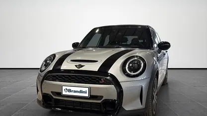 Usata Mini Cooper S 178 CV (130 kW) 2022 Grigio Utilitaria