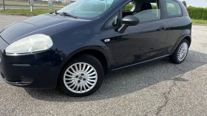 Usata Fiat Grande Punto Dynamic 65 CV (47 kW) 2007 Nero Utilitaria