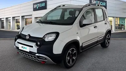Usata Fiat Panda Cross Cross 69 CV (50 kW) 2021 Bianco Utilitaria