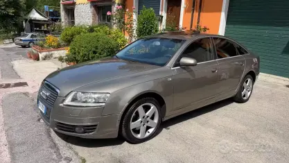Usata Audi A6 140 CV (102 kW) 2005 Marrone Berlina