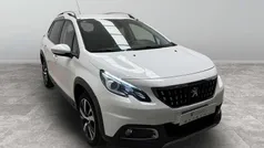 Usata 2017 Peugeot 2008 Allure SUV | 9900 € (Buon prezzo)