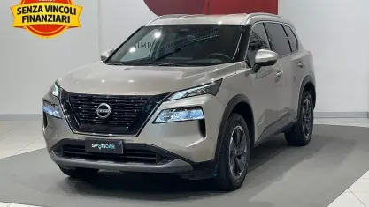Usata Nissan X-Trail N-Connecta 213 CV (156 kW) 2025 Beige SUV