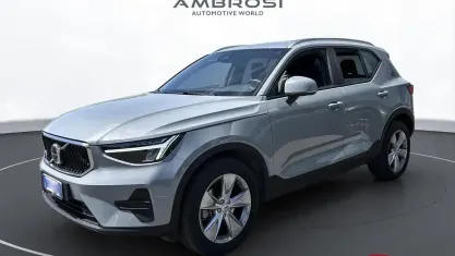 Usata Volvo XC40 Core 163 CV (119 kW) 2024 Grigio SUV