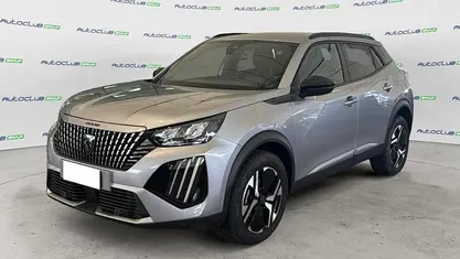 Usata Peugeot 2008 Allure 101 CV (74 kW) 2025 SUV