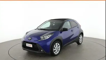 Second-hand Toyota Aygo X Trend 72 CP (52 kW) 2022 Albastru SUV