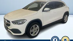 Bianco pastello Usata 2022 Mercedes GLA200 SUV | 29.900 € (Super prezzo)
