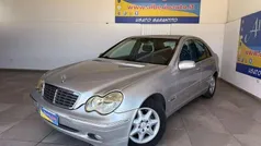 Usata 2001 Mercedes C200 Elegance Tre volumi | 2900 € (Buon prezzo)