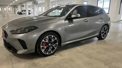 Usata BMW 120 M Sport 163 CV (119 kW) 2025 Grigio Utilitaria