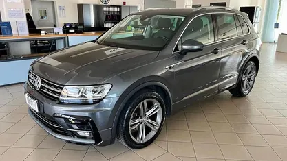 Usata VW Tiguan Sportline 150 CV (110 kW) 2019 Grigio SUV