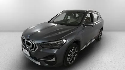 Mineral grau metallizzato Usata 2021 BMW X1 xLine SUV | 25.500 € (Buon prezzo)