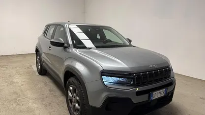 Usata Jeep Avenger Longitude 101 CV (74 kW) 2023 Granite SUV