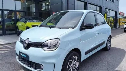 Usata Renault Twingo Equilibre 30 kW (42 CV) 2022 Azzurro Utilitaria