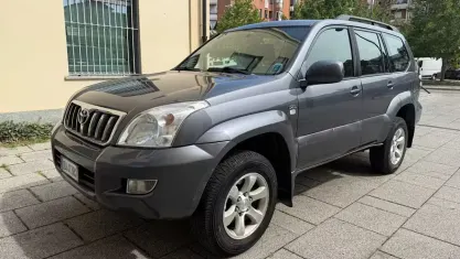 Usata Toyota Land Cruiser Sol 173 CV (127 kW) 2006 Bluazzurro SUV