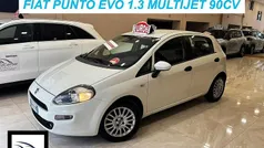 Bianco Usata 2017 Fiat Punto Tre volumi | 5450 € (Buon prezzo)